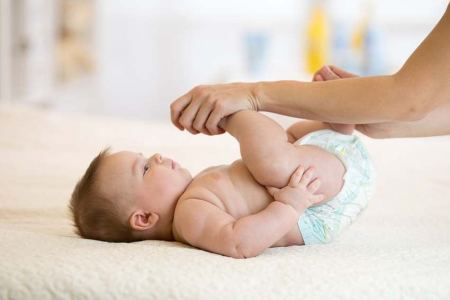 الامساك عند الرضع، اعراضه اسبابه وعلاجه